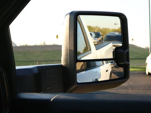 Certified 2024 Chevrolet Silverado 2500 ZR2 w/ Technology Package image 29