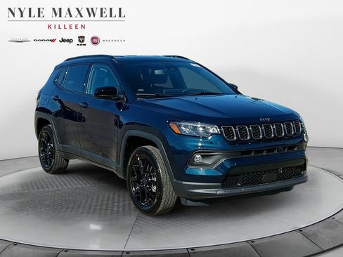 New 2026 Jeep Compass Latitude AWD/4WD image 2
