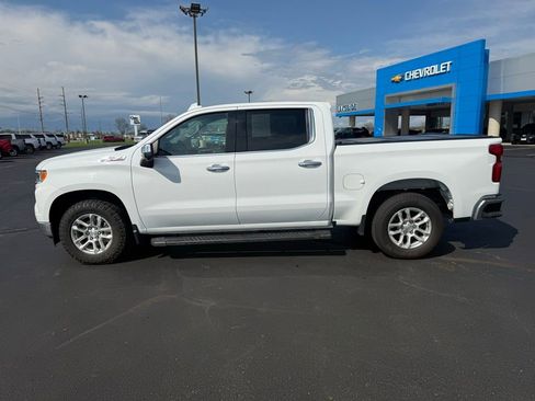 Used 2022 Chevrolet Silverado 1500 LTZ w/ Z71 Off-Road Package image 2