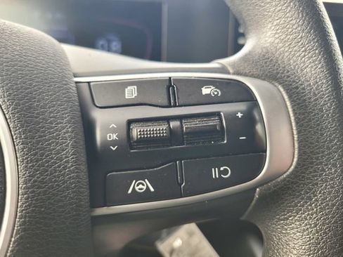 Used 2024 Kia Sportage LX image 27