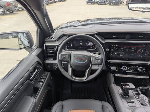 New 2026 GMC Sierra 1500 AT4 w/ AT4 Premium Package image 3