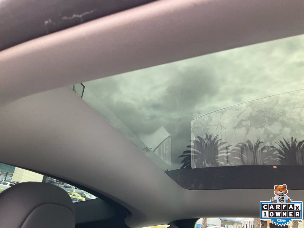 Used 2024 Tesla Model Y 2WD image 50