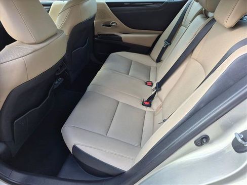 Used 2021 Lexus ES 300h w/ Premium Package FWD image 19
