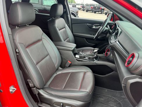 Used 2022 Chevrolet Blazer RS w/ Enhanced Convenience Package FWD image 13