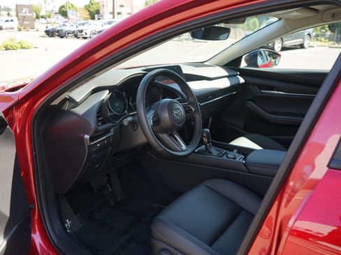 Certified 2025 MAZDA MAZDA3 s FWD image 16