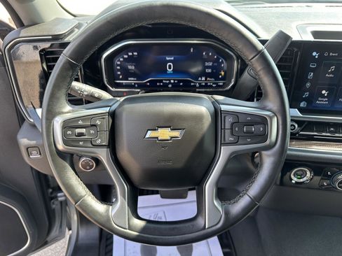 Used 2024 Chevrolet Silverado 1500 LT image 23