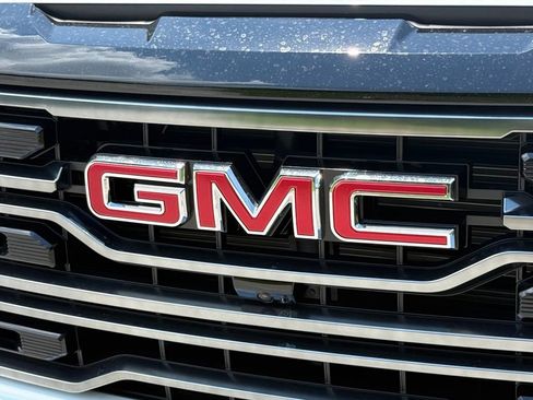 New 2026 GMC Sierra 1500 AT4 w/ Technology Package AWD/4WD image 7