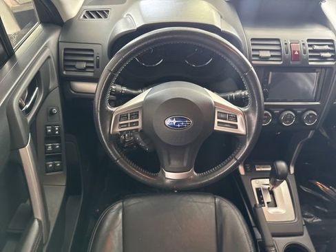 Used 2014 Subaru Forester 2.5i Touring AWD/4WD image 28