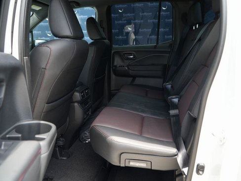 Used 2025 Honda Ridgeline Black Edition image 18