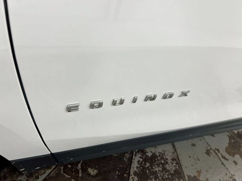 Used 2022 Chevrolet Equinox LT FWD image 25