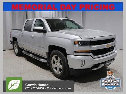 Used 2018 Chevrolet Silverado 1500 LT w/ All Star Edition AWD/4WD image 1