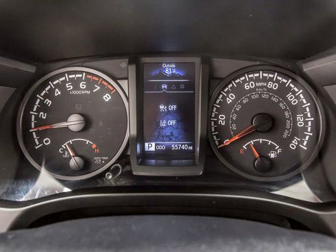 Used 2020 Toyota Tacoma SR AWD/4WD image 17