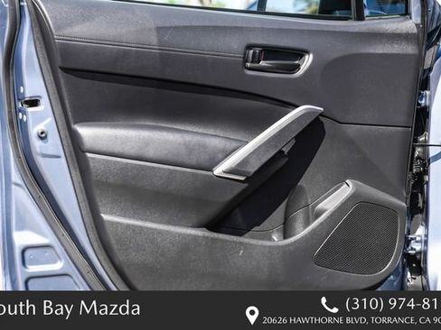 Used 2024 Toyota Corolla Cross AWD Hybrid w/ Moonroof Package image 23