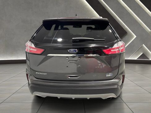 Used 2019 Ford Edge SEL w/ Cargo Accessory Package AWD/4WD image 4