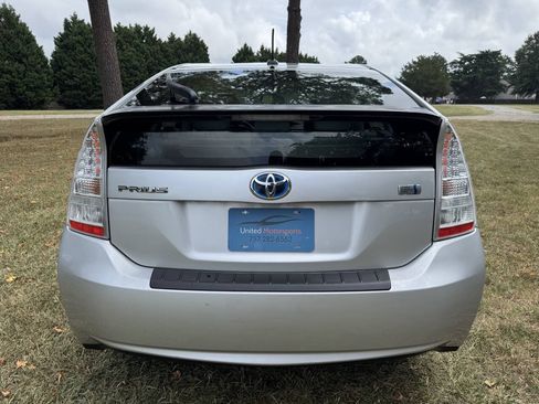 Used 2011 Toyota Prius Two FWD image 9