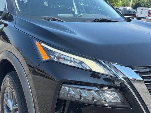 Certified 2023 Nissan Rogue S AWD/4WD image 11
