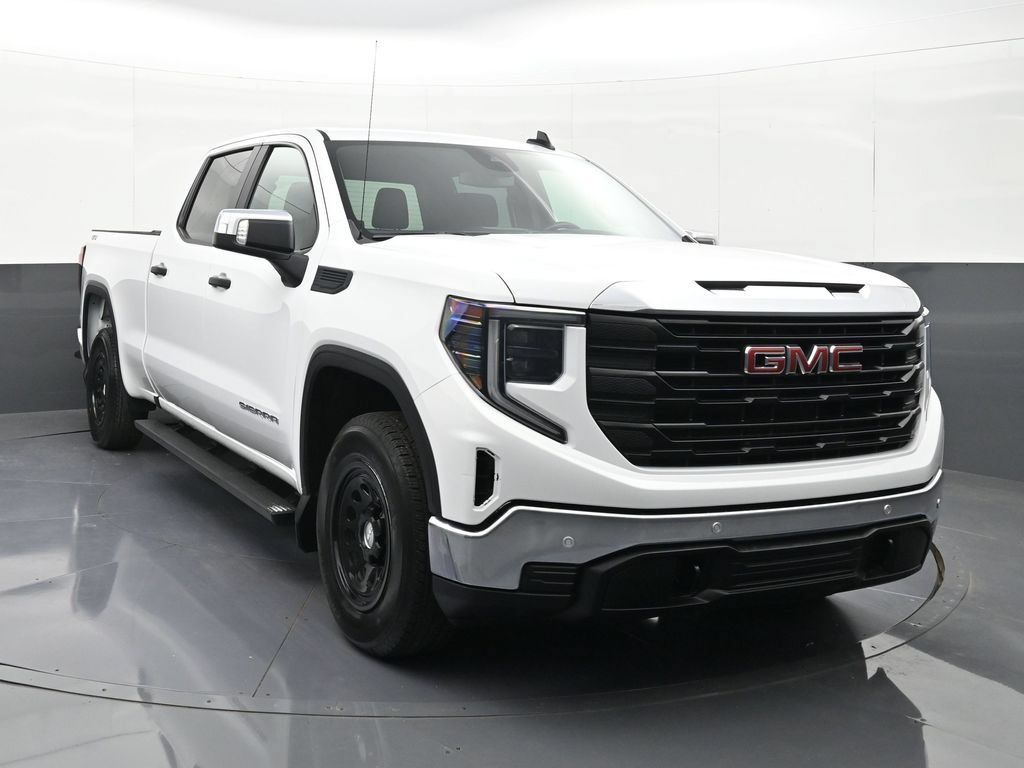Used 2024 GMC Sierra 1500 Pro w/ Pro Value Package AWD/4WD image 7