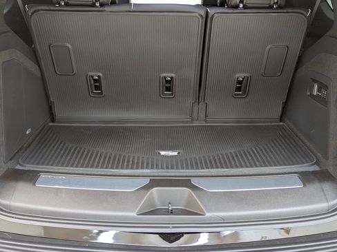 New 2026 Cadillac Escalade Sport w/ LPO, ONYX Package image 21