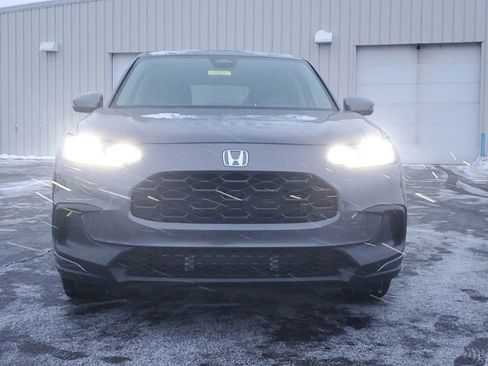 Certified 2026 Honda HR-V LX image 2