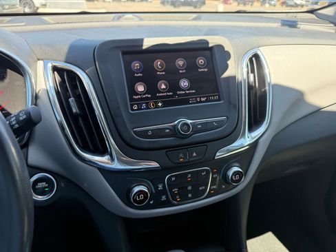 Used 2022 Chevrolet Equinox LT FWD image 21