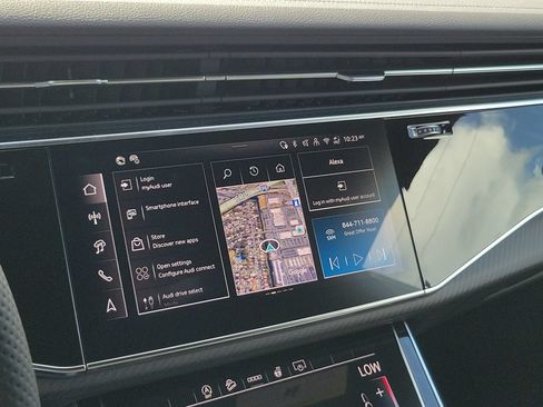 New 2026 Audi SQ8 Premium Plus AWD/4WD image 11