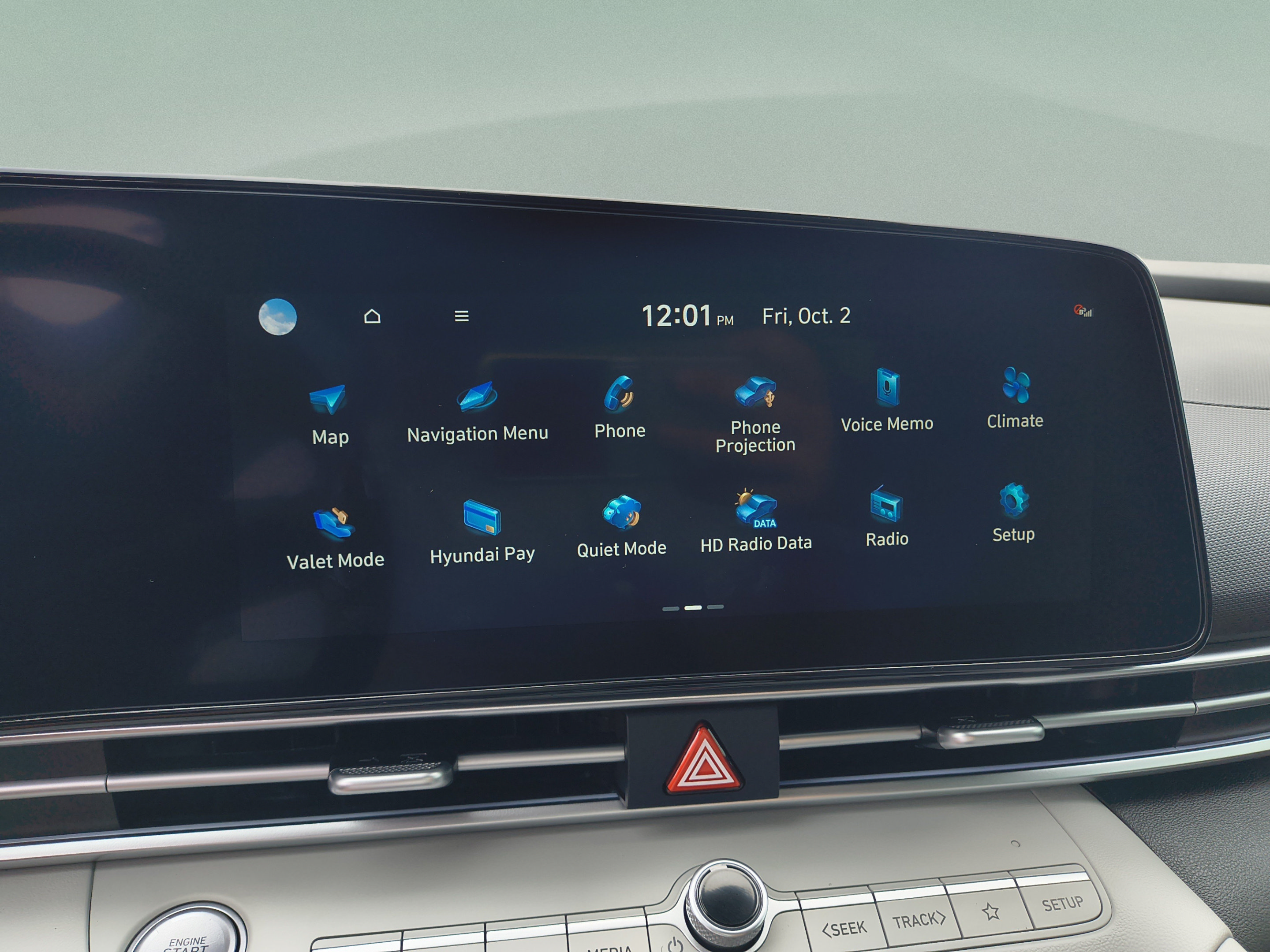 New 2026 Hyundai Elantra Limited FWD image 23