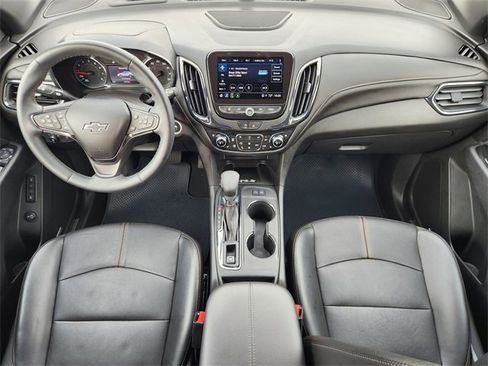 Used 2023 Chevrolet Equinox Premier image 26