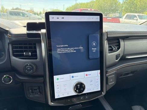 Used 2023 Ford Expedition Max Platinum image 29