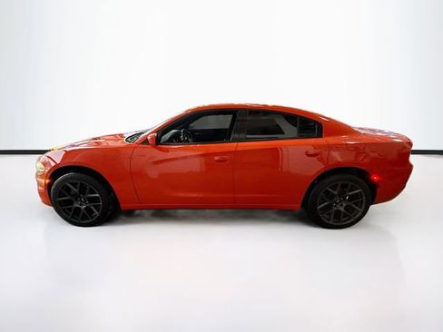 Used 2021 Dodge Charger SXT image 9
