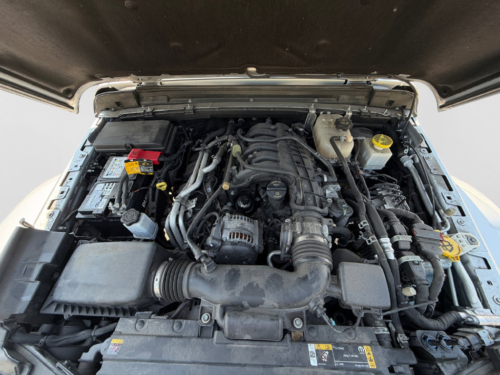 Used 2022 Jeep Gladiator Sport AWD/4WD image 23