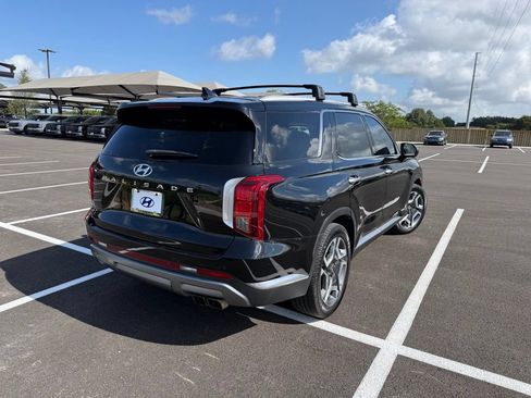 Used 2023 Hyundai Palisade Limited FWD image 5