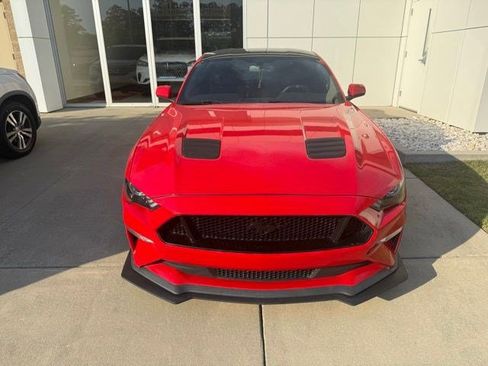 Used 2018 Ford Mustang GT w/ Black Accent Pkg RWD image 2