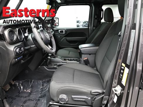 Used 2023 Jeep Wrangler Unlimited w/ 8.4" Radio Group AWD/4WD image 14