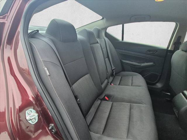 Used 2025 Nissan Altima 2.5 SV FWD image 19