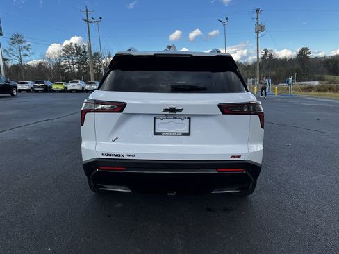New 2026 Chevrolet Equinox RS image 25