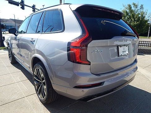 New 2026 Volvo XC90 B6 Ultra w/ Lounge Package image 9