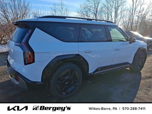 New 2026 Kia EV9 GT-Line image 3