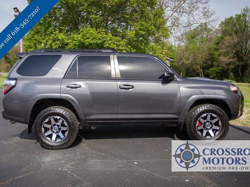 Used 2021 Toyota 4Runner TRD Off-Road Premium AWD/4WD image 6