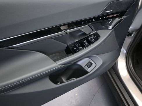 Certified 2026 BMW 530i image 11