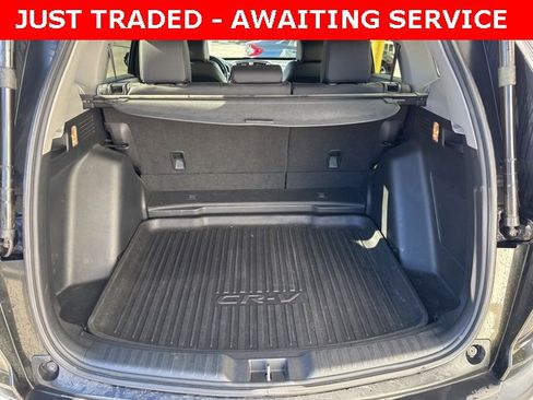 Used 2017 Honda CR-V Touring image 10