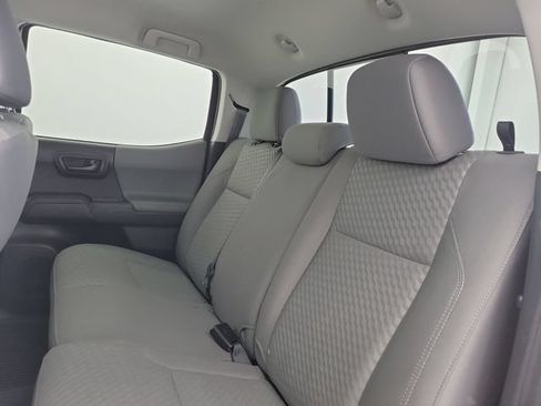 Used 2021 Toyota Tacoma SR AWD/4WD image 13