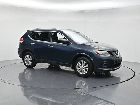 Used 2016 Nissan Rogue SV AWD/4WD image 3
