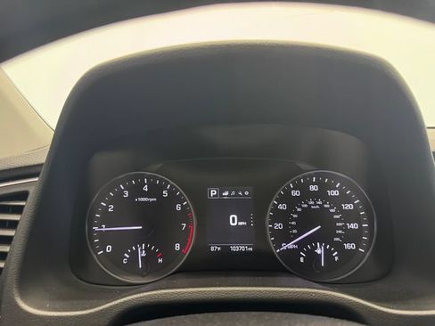 Used 2018 Hyundai Elantra Value Edition FWD image 2