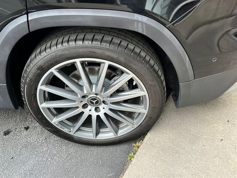 Used 2020 Mercedes-Benz GLB 250 4MATIC w/ AMG Line image 13