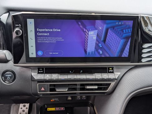Used 2025 Toyota Camry SE w/ Multimedia Upgrade Package FWD image 17