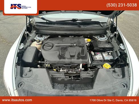 Used 2017 Jeep Cherokee Limited w/ Luxury Group image 31