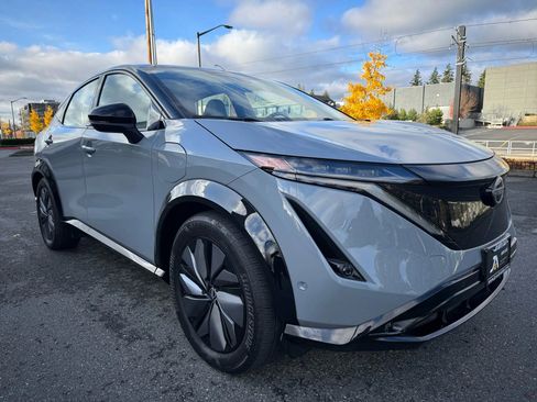 Used 2023 Nissan Ariya image 2