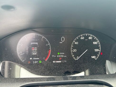 Used 2024 Honda HR-V LX image 5
