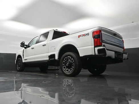 Used 2024 Ford F250 Platinum AWD/4WD image 30
