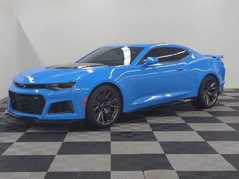 Used 2023 Chevrolet Camaro ZL1 RWD image 3